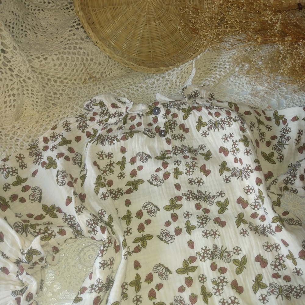 Charming Cream Floral Kids Dress - Picture 4 of 11